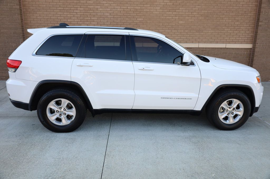 2016 Jeep Grand Cherokee Laredo E photo 4