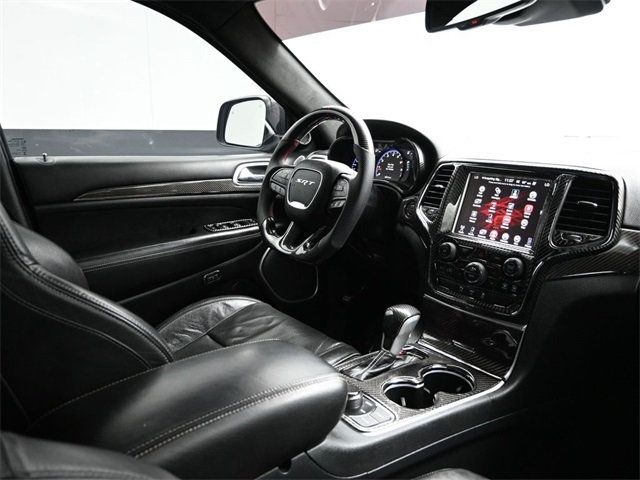 2016 Jeep Grand Cherokee SRT8 Night photo 15