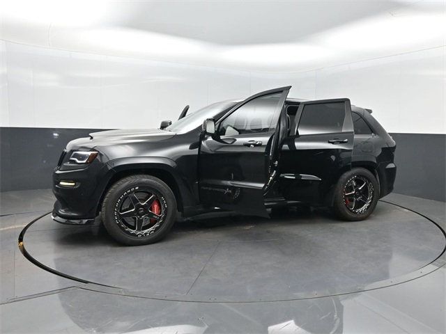 2016 Jeep Grand Cherokee SRT8 Night photo 31