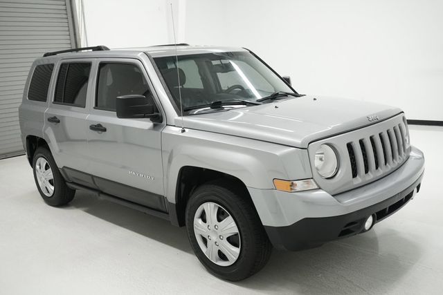 2016 Jeep Patriot FWD 4dr Sport - 22942522 - 2