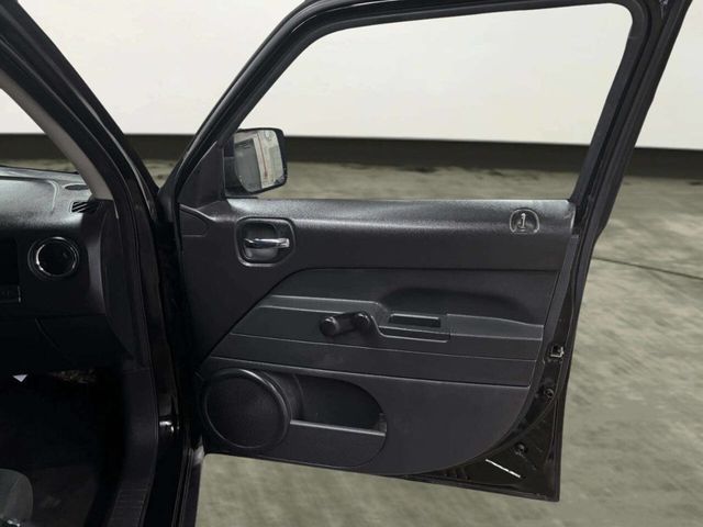 2016 Jeep Patriot Sport 4dr SUV - 23012861 - 18