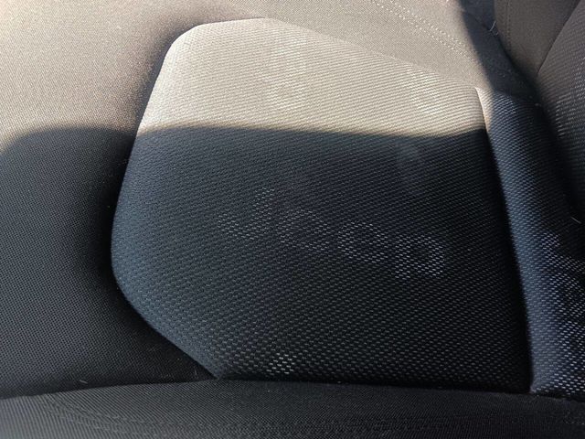 2016 Jeep Renegade 4WD 4dr Latitude - 23008018 - 9