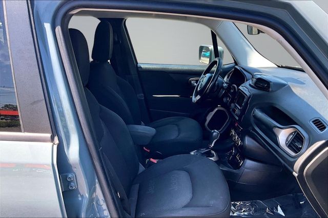 2016 Jeep Renegade 4WD 4dr Latitude - 23035920 - 12