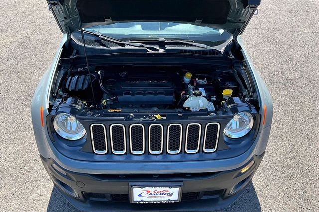 2016 Jeep Renegade 4WD 4dr Latitude - 23035920 - 30