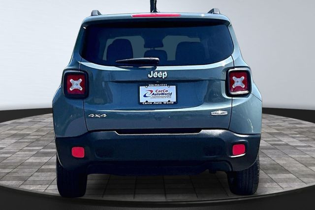 2016 Jeep Renegade 4WD 4dr Latitude - 23035920 - 5