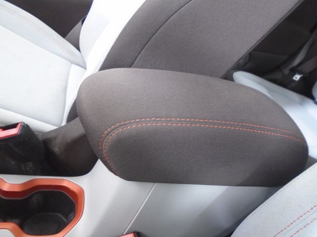 2016 Jeep Renegade 4WD 4dr Latitude - 22971799 - 21