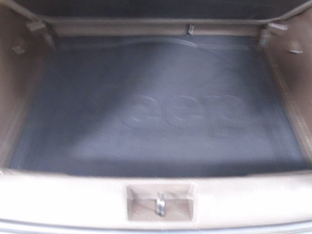 2016 Jeep Renegade 4WD 4dr Latitude - 22971799 - 34