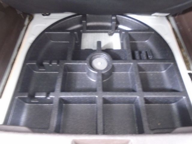 2016 Jeep Renegade 4WD 4dr Latitude - 22971799 - 35