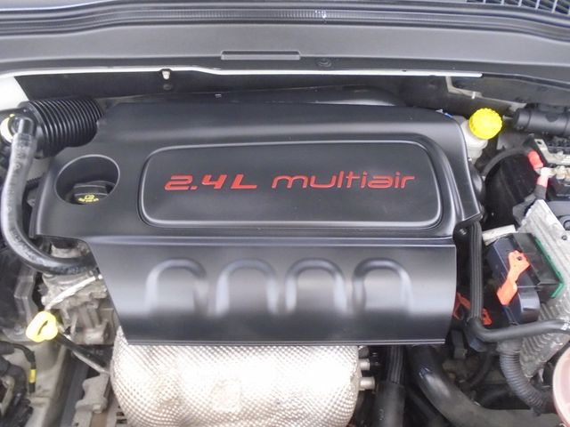 2016 Jeep Renegade 4WD 4dr Latitude - 22971799 - 36