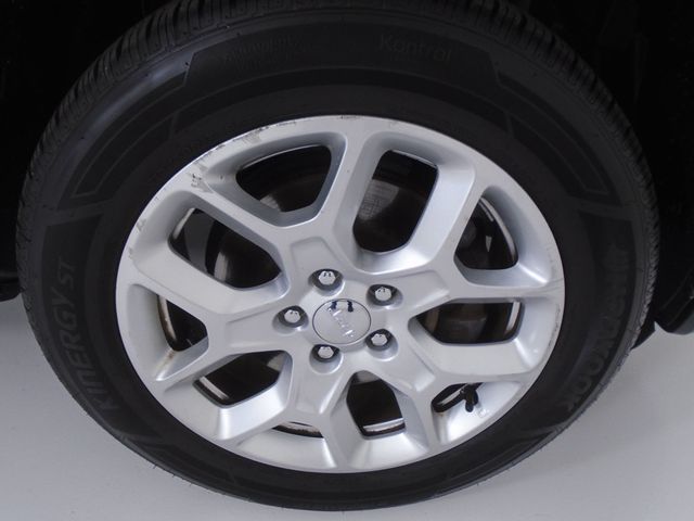 2016 Jeep Renegade 4WD 4dr Latitude - 22971799 - 40