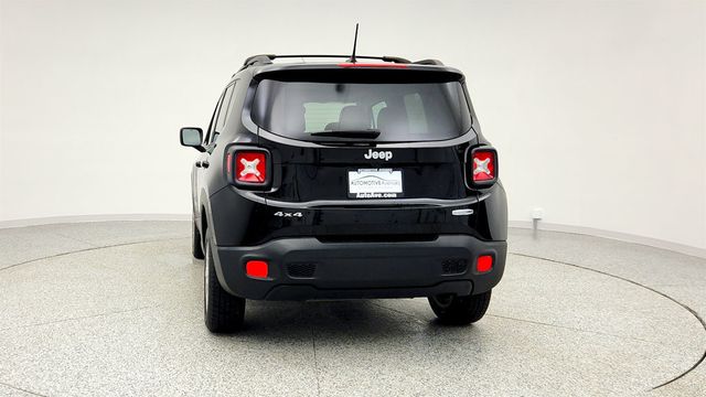 2016 Jeep Renegade 4WD 4dr Latitude w/ My Sky Power Retractable / Removable Panels - 22967449 - 5