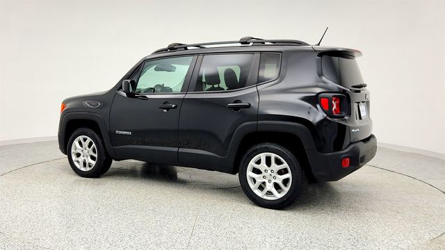 2016 Jeep Renegade 4WD 4dr Latitude w/ My Sky Power Retractable / Removable Panels - 22967449 - 6