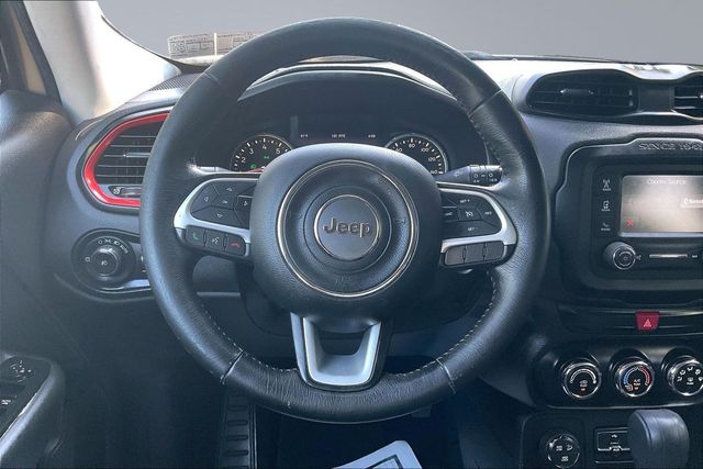 2016 Jeep Renegade 4WD 4dr Trailhawk - 23066055 - 19