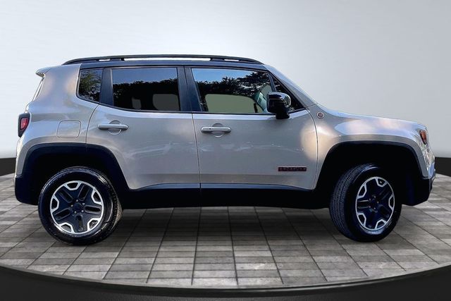 2016 Jeep Renegade 4WD 4dr Trailhawk - 23066055 - 7