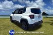 2016 Jeep Renegade FWD 4dr Latitude - 22467558 - 4