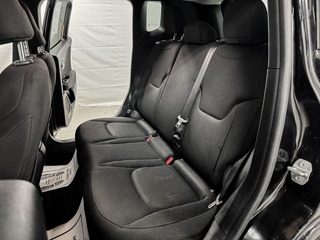 2016 Jeep Renegade LATITUDE - 23079938 - 9