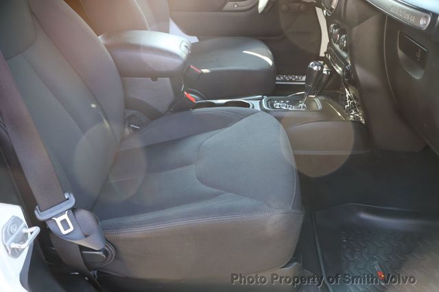 2016 Jeep Wrangler  - 23074700 - 13