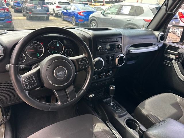 2016 Jeep Wrangler 4WD 2dr Sahara - 22929200 - 13