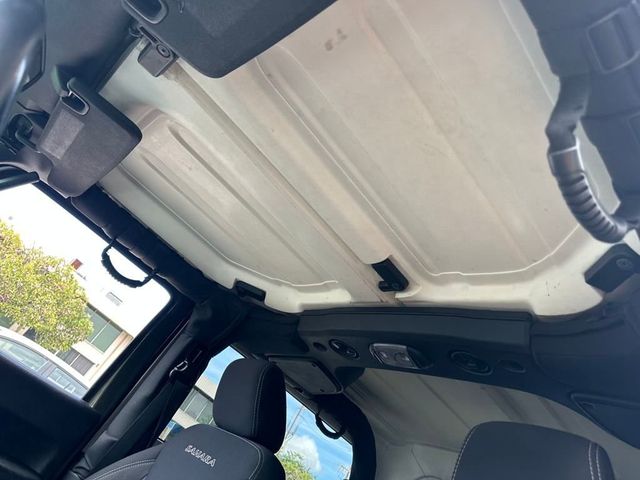 2016 Jeep Wrangler 4WD 2dr Sahara - 22929200 - 18