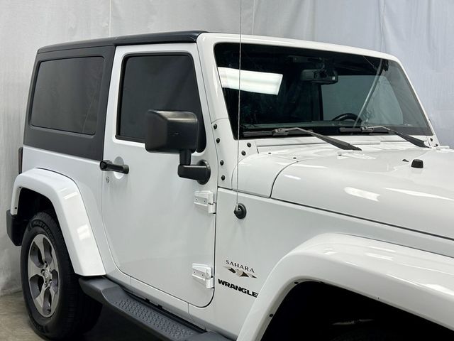 2016 Jeep Wrangler 4WD 2dr Sahara - 23057576 - 2