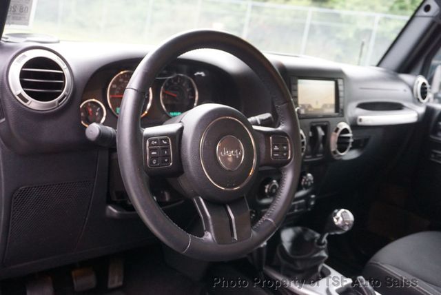 2016 Jeep Wrangler 4WD 2dr Sahara 6 SPEED MANUAL IMMACULATE CONDITION LOW MILES  - 22917973 - 17