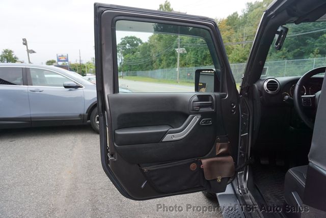 2016 Jeep Wrangler 4WD 2dr Sahara 6 SPEED MANUAL IMMACULATE CONDITION LOW MILES  - 22917973 - 27