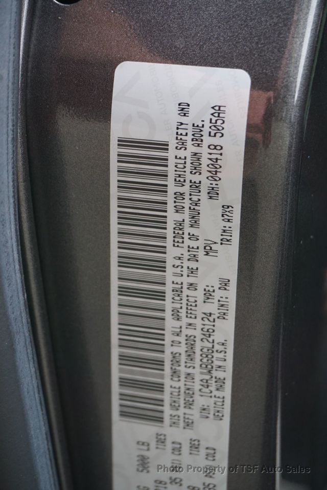 2016 Jeep Wrangler 4WD 2dr Sahara 6 SPEED MANUAL IMMACULATE CONDITION LOW MILES  - 22917973 - 43