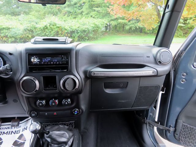 2016 Jeep Wrangler 4WD 2dr Sport - 22924520 - 24