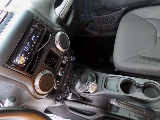 2016 Jeep Wrangler 4WD 2dr Sport - 22924520 - 28