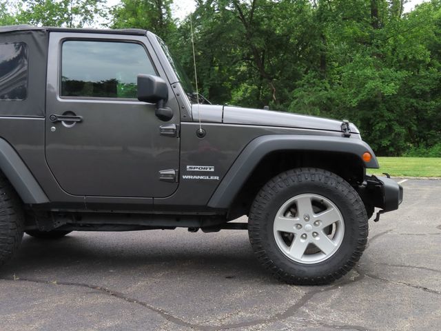 2016 Jeep Wrangler 4WD 2dr Sport - 23031122 - 18
