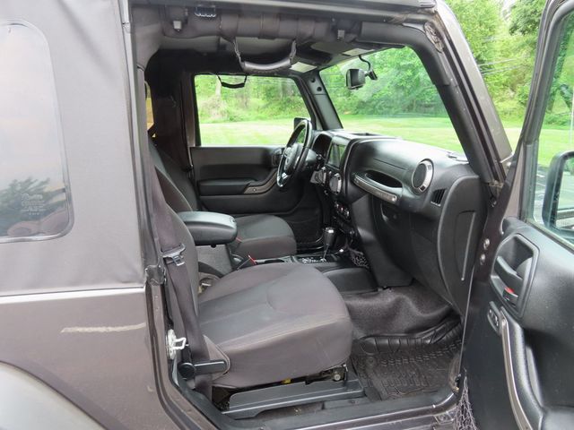 2016 Jeep Wrangler 4WD 2dr Sport - 23031122 - 24