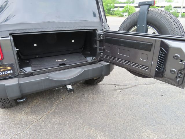2016 Jeep Wrangler 4WD 2dr Sport - 23031122 - 36