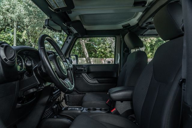 2016 Jeep Wrangler 4WD 2dr Sport - 23047168 - 13