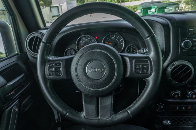 2016 Jeep Wrangler 4WD 2dr Sport - 23047168 - 15