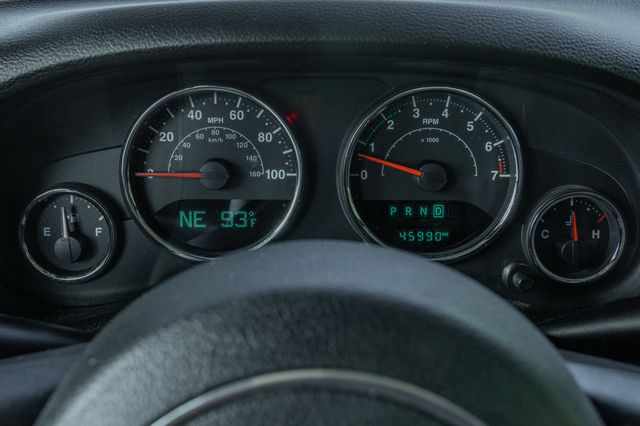 2016 Jeep Wrangler 4WD 2dr Sport - 23047168 - 16