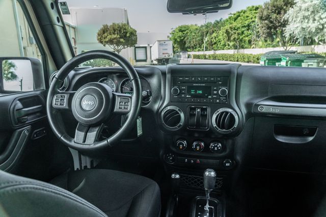 2016 Jeep Wrangler 4WD 2dr Sport - 23047168 - 18