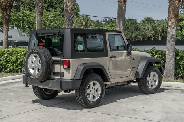 2016 Jeep Wrangler 4WD 2dr Sport - 23047168 - 7