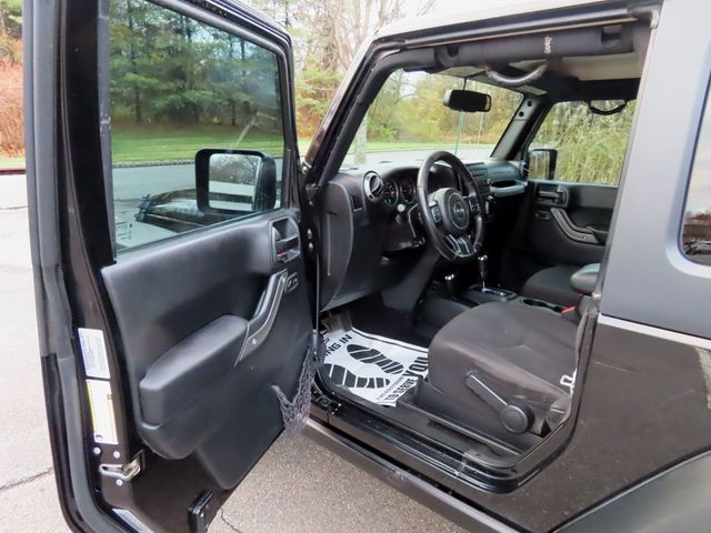 2016 Jeep Wrangler 4WD 2dr Willys Wheeler - 22941490 - 15