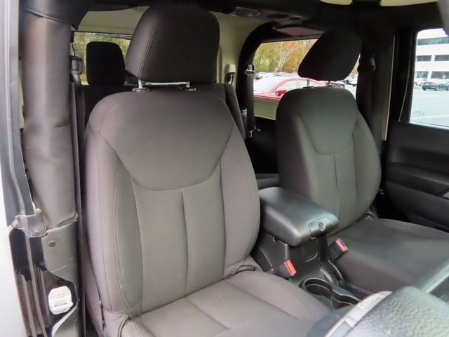 2016 Jeep Wrangler 4WD 2dr Willys Wheeler - 22941490 - 21