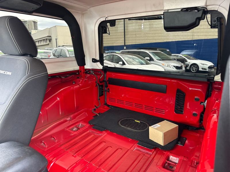 2016 Jeep Wrangler Rubicon - 23013665 - 14