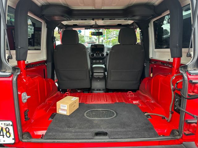 2016 Jeep Wrangler Rubicon - 23013665 - 19