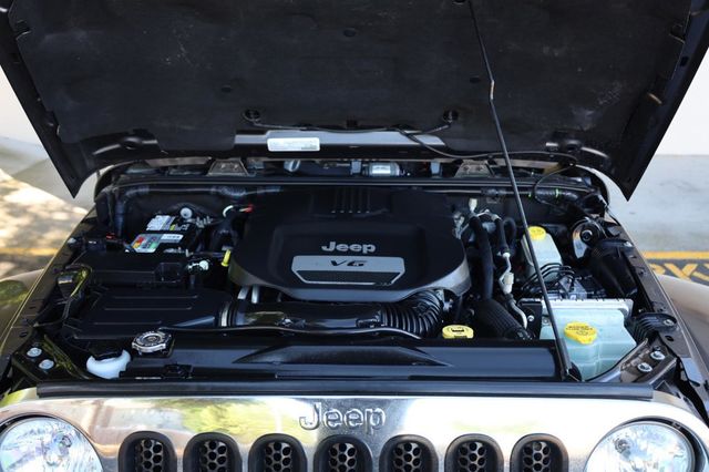 2016 Jeep Wrangler Sahara - 23017394 - 10