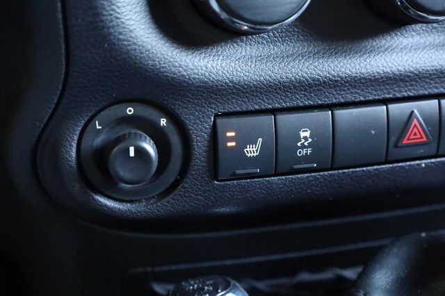 2016 Jeep Wrangler Sahara - 23017394 - 28