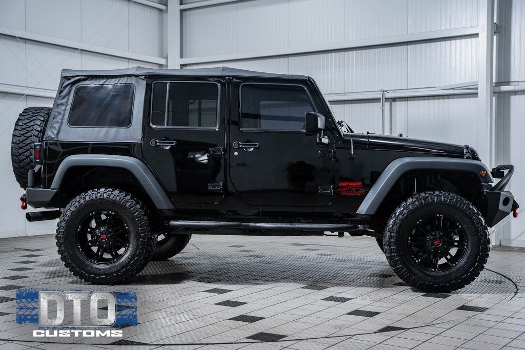 2016 Jeep Wrangler Unlimited Sport - 22511801 - 2