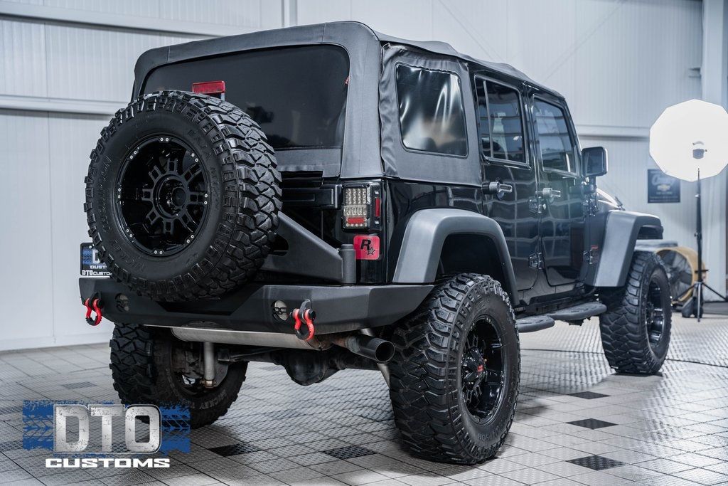 2016 Jeep Wrangler Unlimited Sport - 22511801 - 3