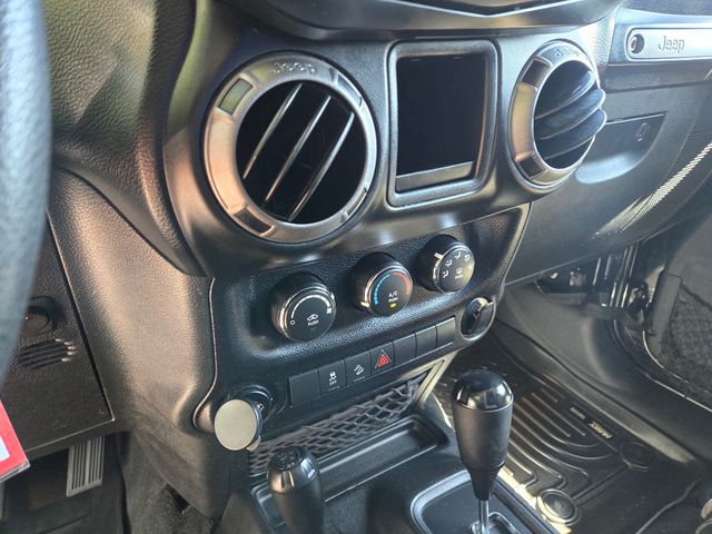 2016 Jeep Wrangler Unlimited  - 23038709 - 18