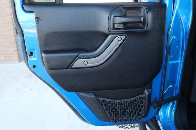 2016 Jeep Wrangler Unlimited  - 22965165 - 17