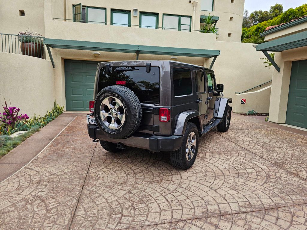 2016 Jeep Wrangler Unlimited 1 OWNER, UPGRADES, SERVICE HISTORY! - 22426004 - 4