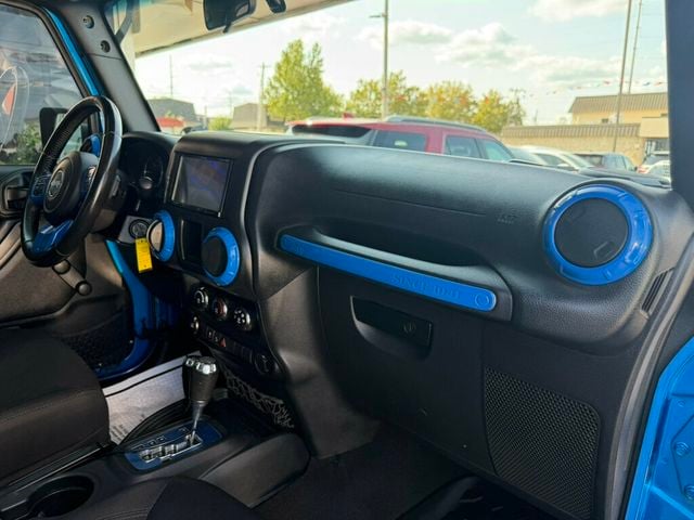 2016 Jeep Wrangler Unlimited 4WD 4dr 75th Anniversary - 23064896 - 16