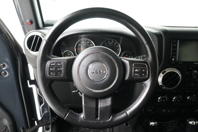 2016 Jeep Wrangler Unlimited 4WD 4dr Rubicon - 22971368 - 15